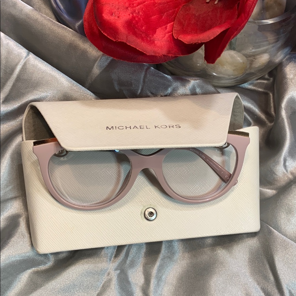 🌹VINTAGE Michael Kors • Pale Pink Cat-Eye Optical Glasses With Case •